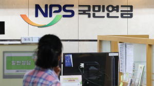 이러니 출산 기피하지…한국은 인정 않는 ‘연금 양육 크레딧’