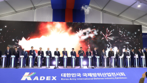 충남서 역대 최대규모 국제방산전시회 막 올라 [힘쎈충남 브리핑]