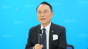 [조한필의 視線] 독립기념관, 국민성금 모은 천안 하나로 족하다