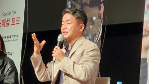 “우린 널 믿어”…눈물과 분노, 故 이선균 회고록