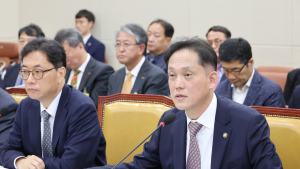 구글·애플 인앱결제 횡포 지적에…방통위 “단호한 조치 필요” [2024 국감] 