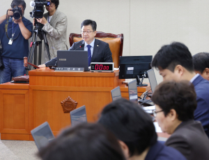 김완섭 “탄소중립법 헌법불합치, 대안 마련할 것” [2024 국감]