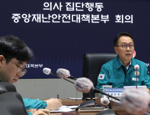 박민수 차관 “의료계 대화 나서야…인내심 갖고 기다리겠다”
