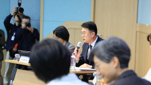 장상윤 사회수석 “의대 증원 최소 4000명 이상 필요”