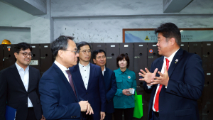 [포토]폐광지역 점검하는 고기동 행안부 차관과 이상호 태백시장