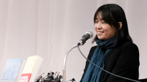 “한강, 노벨상 연락 예상 못해”…외신 일제히 주목