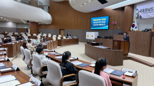 충남도의회, 천안 위례초등생 대상 청소년 의회교실 개최