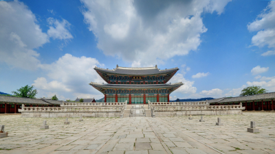 [단독] 임금님도 밟던 ‘박석’ 실종의 전말…화장실 공사에 쓰였다