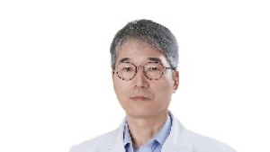 참을 수 없는 심한 흉통 30분 넘는다면 빨리 병원으로 [건강 나침반]