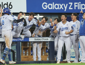 삼성, 10-5로 LG 꺾고 PO 2연승…9년만 KS 진출 눈앞