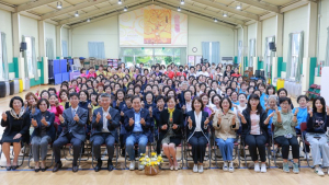 서거석 전북교육감, 학력인정 도립여성중고 찾아 학생들 응원