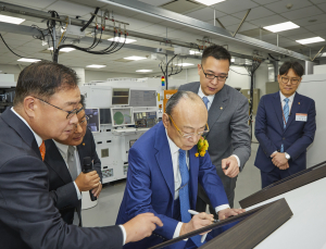 김승연 한화 회장, 판교R&D 찾아 ‘독보적 혁신기술’ 강조