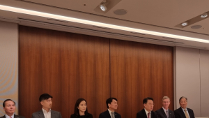 의정갈등에 해외로 눈 돌리는 전공의·의대생…“미국 의사에 높은 관심”