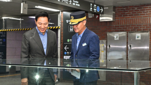 오세훈, 시청역 독도조형물 점검 “독도, 자랑스러운 영토”