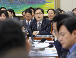 “쿠팡 독과점 지위에 대응 못해...공정위, 남용 행위 제재해야” [2024 국감]