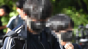 글로벌 추세 역행하는 서울시교육...초중고 70% 교내 휴대폰 사용 가능