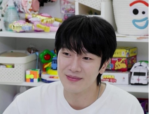 ‘성매매 의혹’ 최민환, FT아일랜드 활동 잠정 중단