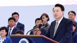尹대통령 “소상공인은 우리 경제 버팀목…내년 예산 역대 최대”