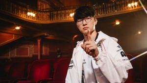 ‘롤드컵 MVP’ 페이커 “이번 우승은 팬들 덕분이죠”