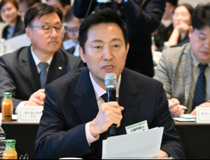 “서울파트너스하우스 ‘공관정치’ 선동...상식적이지 않아”