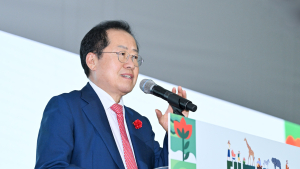 홍준표 대구시장, “더 이상 경박한 촐랑거림 안돼…내부 단결부터”