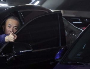 ‘공천개입 의혹 명태균, 오늘 검찰 소환…전날 돌연 SNS에 사과 “상처 입은 분들께 진심으로 사죄”
