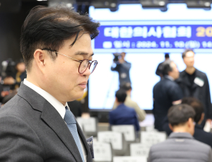 시민·환자단체, 의협회장 탄핵 환영…“의사단체 전향적 태도 변화 촉구”