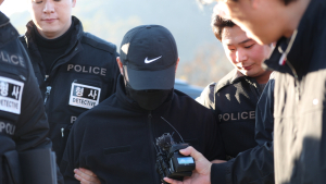 ‘동료 군무원 살해·시신 훼손’ 軍 장교, 신상공개 정지 가처분 기각