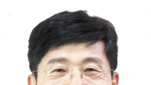 부산시, 정무특보에 경윤호 전 캠코 상임감사 임용