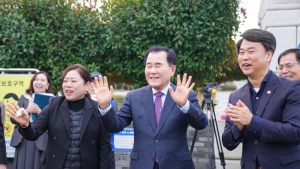 김지철 충남교육감, 홍주고 찾아 수능 수험생 응원