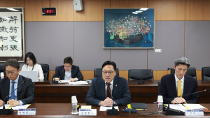 힘 못쓰는 한국증시…금융당국 “낙폭 과다, 시장안정조치 준비”