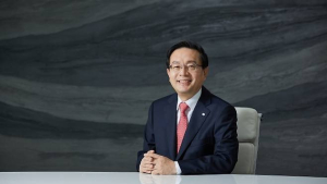 ‘친인척 부당대출 의혹’ 손태승 구속영장 기각