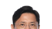 GS리테일 4세 경영 본격화…신성장 동력 발굴 ‘과제’