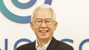 첫 美 진출 항암제 ‘렉라자’ 개발자 고종성 대표 ‘국민훈장’