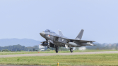 국산 전투기 KF-21 ‘보라매’, 시험비행 1천회 달성…“개발 순항”