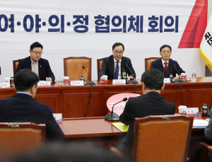 기대 속 출범한 ‘여의정 협의체’ 무너지나…의학회·KAMC 탈퇴 논의