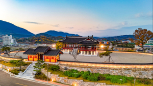 산청 환아정, 고즈넉한 빛에 물들다