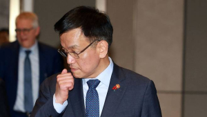 환율 1430원까지 급등…최상목 F4 긴급회의 소집