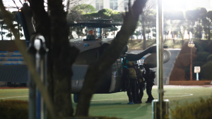 헬기로 국회 진입한 계엄군
