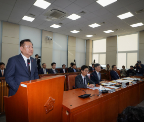 고성 오가다 파행…행안위 ‘비상계엄’ 현안질의 [쿠키포토]