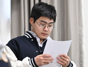 2025학년도 수능 성적표 배부…‘만점자 11명’ [쿠키포토]
