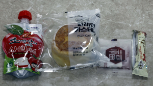 학교 비정규직 노동자 파업...오늘 점심은 ‘밥 대신 빵’ [쿠키포토]