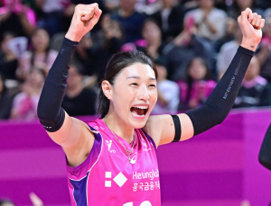 프로배구 김연경·허수봉, 1R·2R 연속 MVP 선정