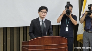 [단독] 한동훈 사퇴설 일축…“친한계 흔들리지 않아”