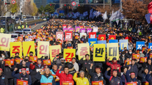 철도파업 6일차, 코레일 노사 대화 재개…열차 운행률 75.9%