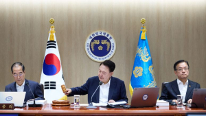 尹대통령, 국무회의 안건 21건 처리…대통령 권한 행사