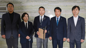 野, 2번째 尹 탄핵안 발의…“與 의원 표결 참여해 역사 죄인 되지 말아야”