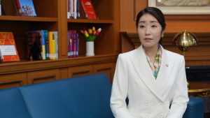 尹 2차 탄핵안, ‘외교우려’ 빠졌다…이재명 ‘탄핵 사안만 집중’ 지시