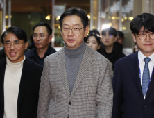 ‘돌아온’ 김경수, 韓권한대행 향해 “당신 권력 아냐…거부권 말아야”