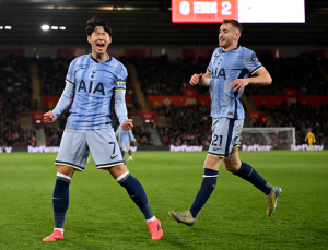'맹활약' 손흥민, 45분 만에 1골 2도움…토트넘, 사우샘프턴에 5-0 대승